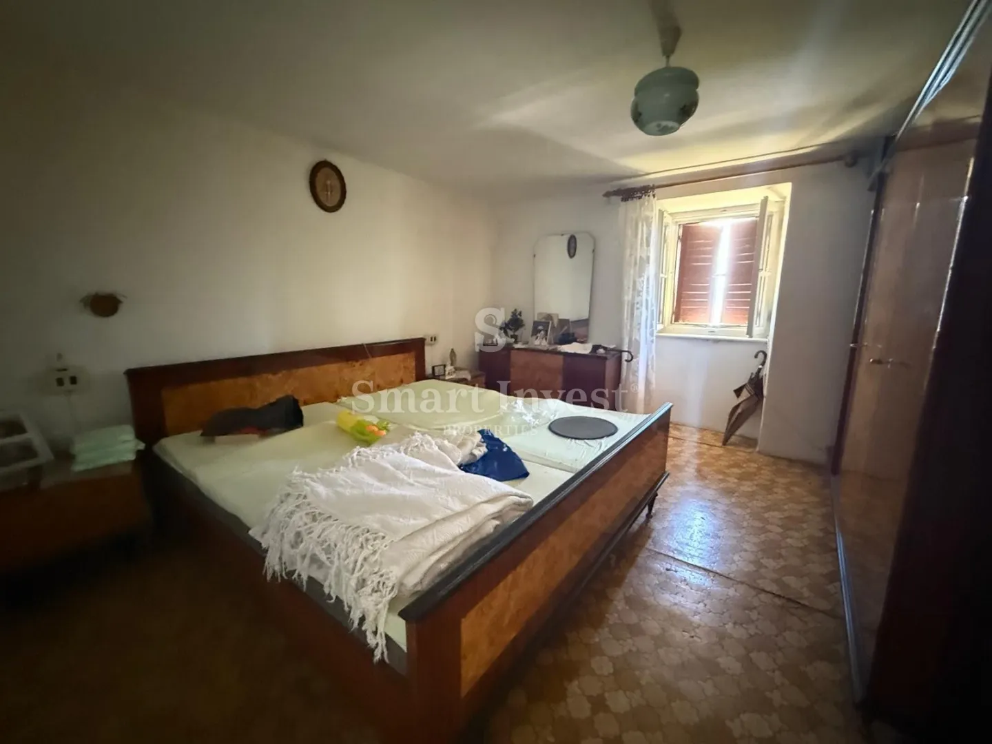 lovran, starina s velikom okućnicom i pogledom na more, sa velikim potencijalom! - slika 9