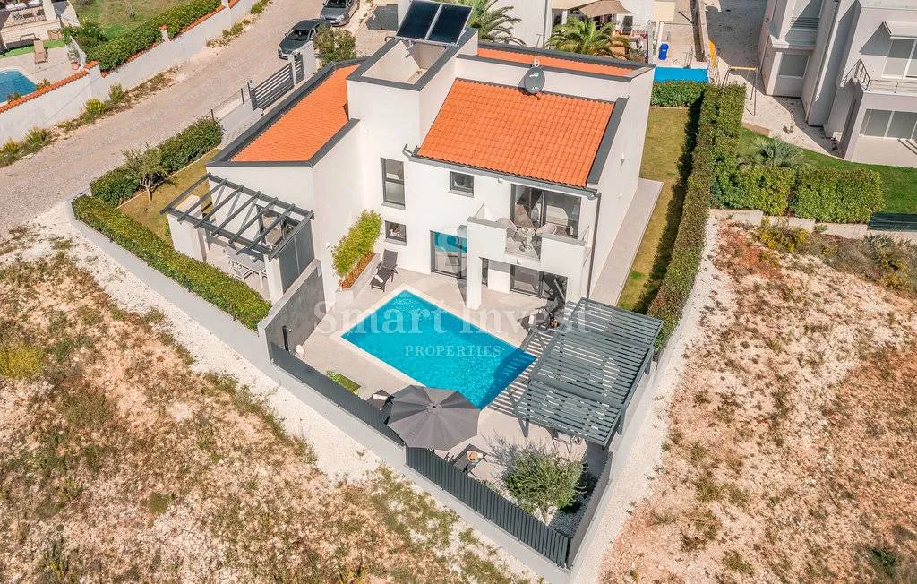 istra, medulin, moderna kuća blizu mora s predivnim pogledom! - slika 8