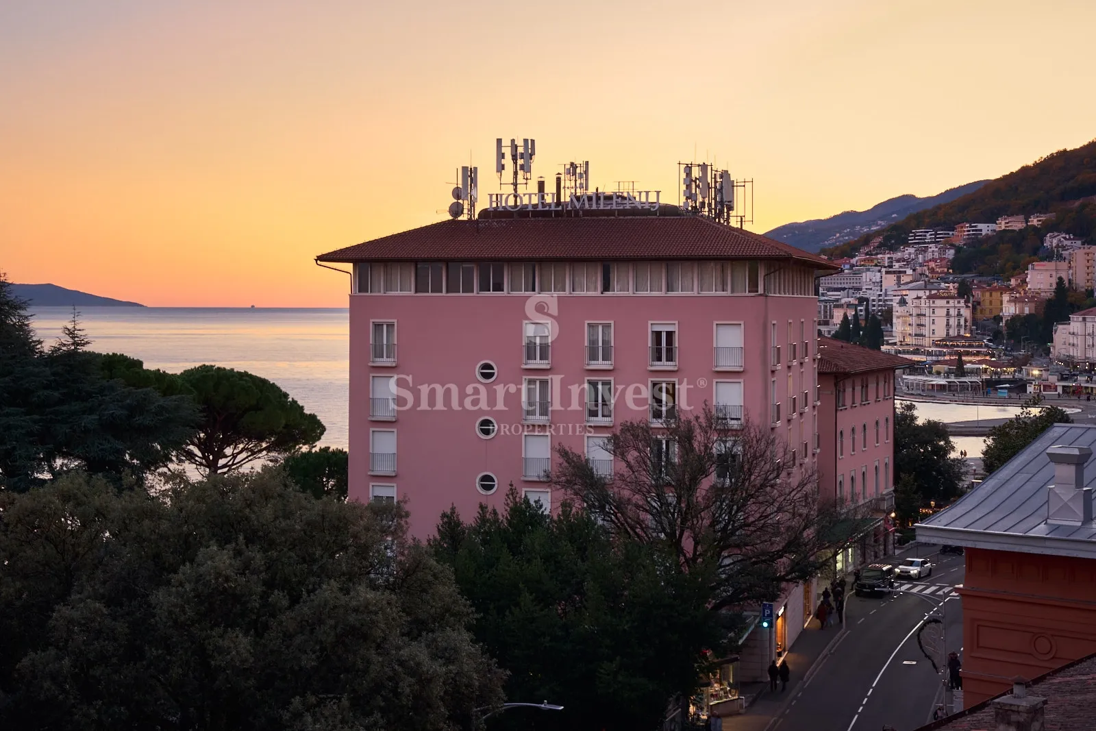 opatija - centar, luksuzan stan 2s+db u staroj vili tik do mora - slika 37