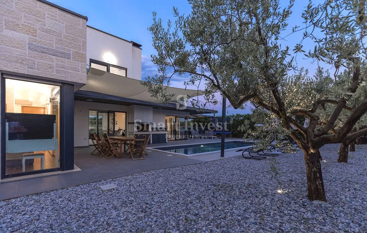poreč, vila s bazenom, wellnessom i pogledom na more - slika 44
