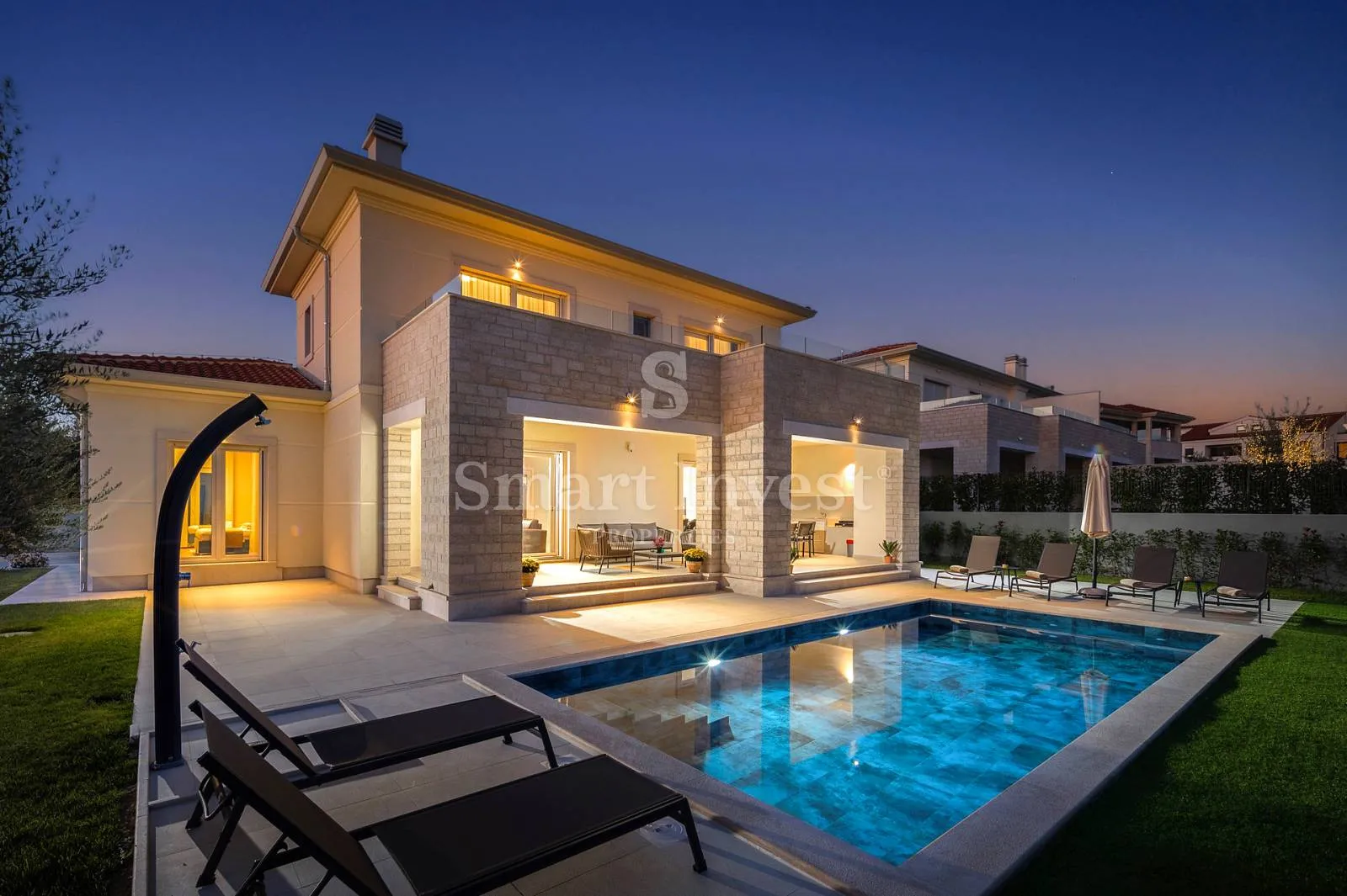 istra - poreč, moderna prostrana villa s bazenom blizu mora, prodaja - slika 1