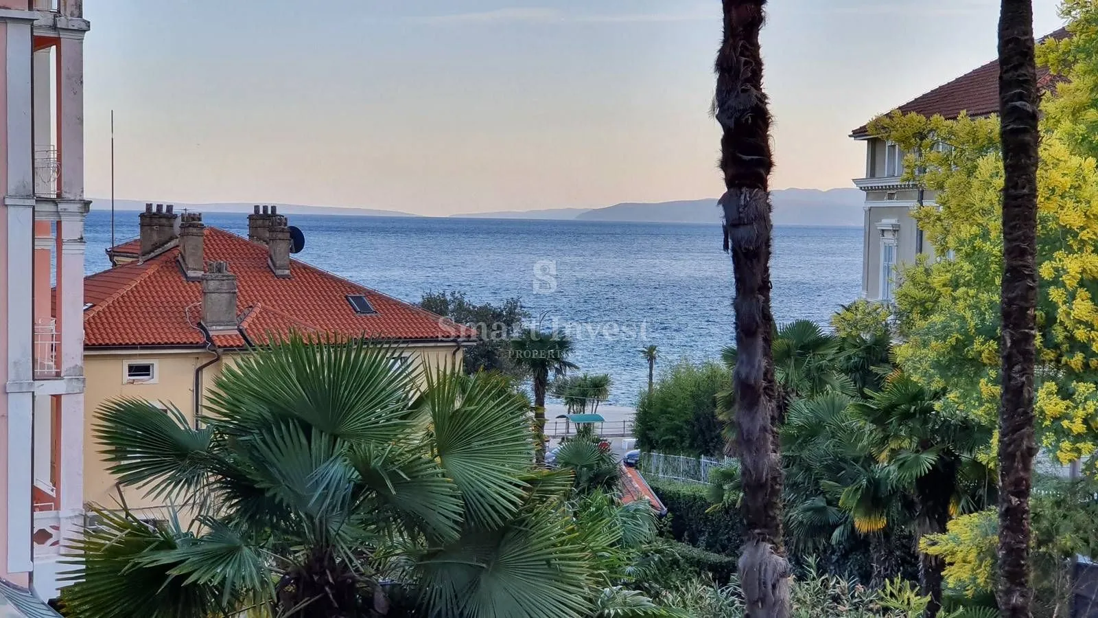 opatija - centar, dvoetažan stan 3s+db s okućnicom i parkingom, 150 m do mora! - slika 25