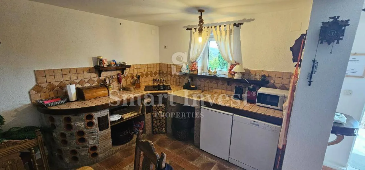 vrbovsko, kuća s bazenom i okućnicom od 6200 m2 - slika 14