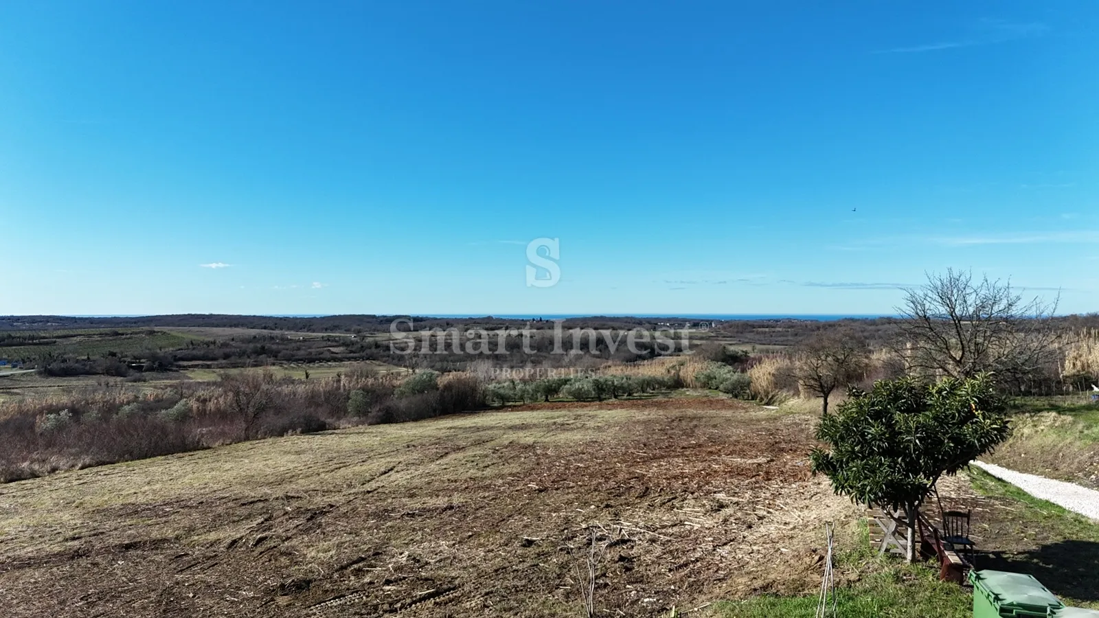 buje, građevinsko zemljište od 1302 m2 za kuću, pogled more - slika 2