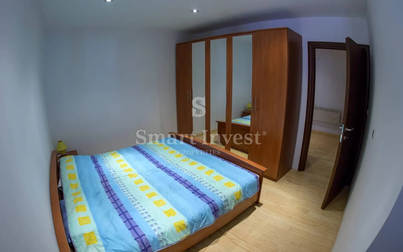 karlobag, kuća od 260 m2 s konobom! - slika 13