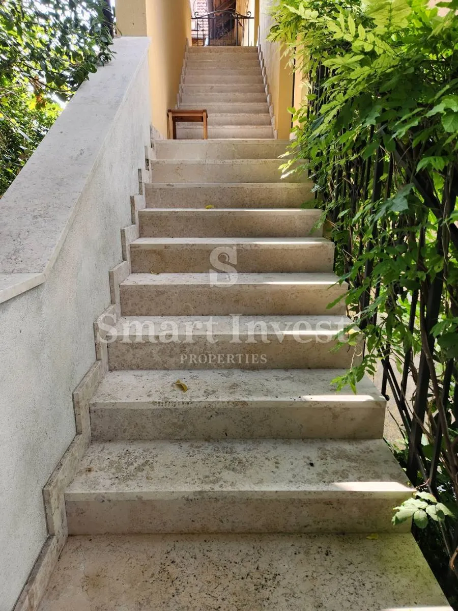 opatija - centar, stan u povijesnoj vili 100 metara od mora - slika 13