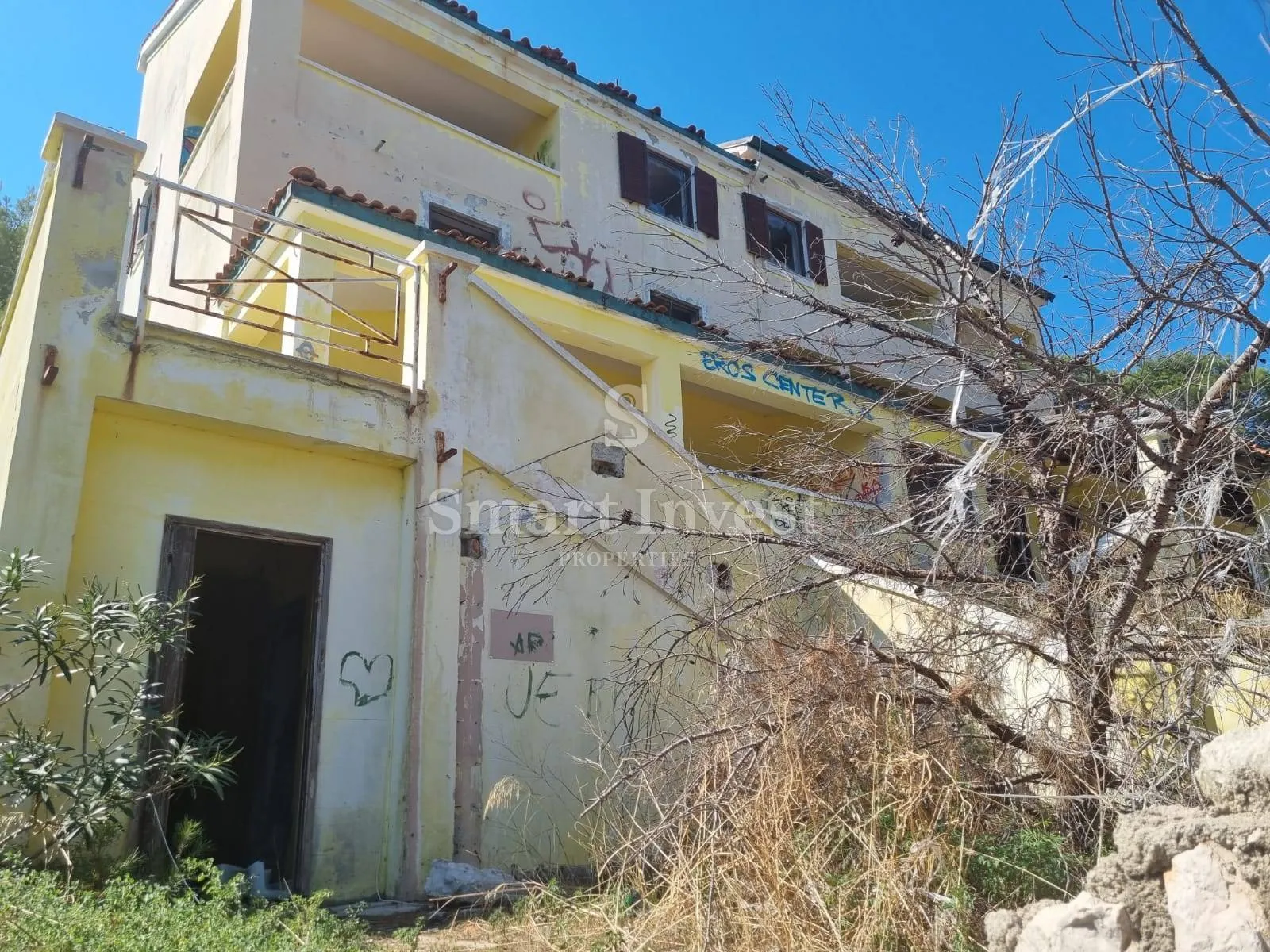 mali lošinj, zgrada i građevinsko zemljište prvi red uz more - slika 23