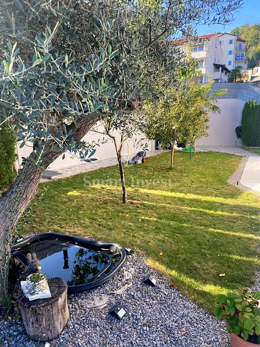 lovran, apartmanska kuća od 400 m2 s pogledom na more, na prodaju - slika 31