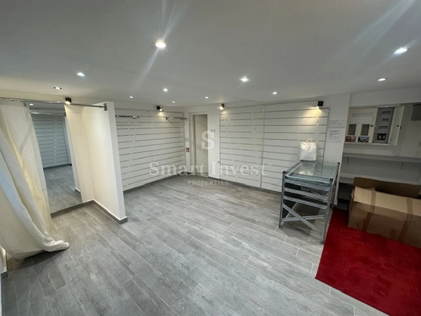 RIJEKA - CENTAR, prodaje se poslovni prostor od 26 m2