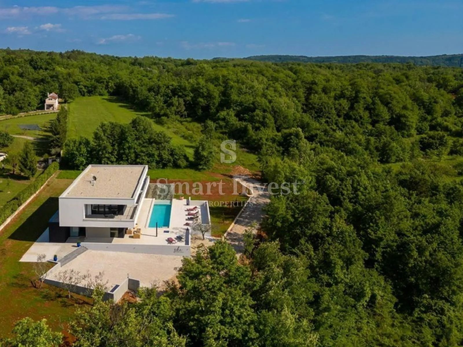 grožnjan, luksuzna dizajnerska vila, novogradnja 682 m2 - slika 2