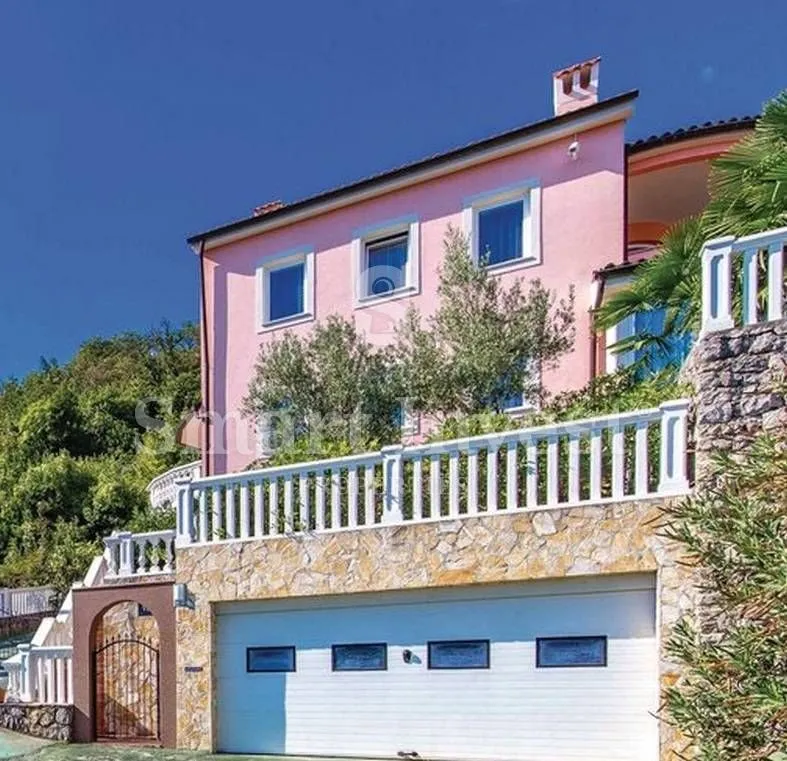 opatija, vila 460 m2 na izdvojenoj lokaciji nedaleko mora! - slika 6