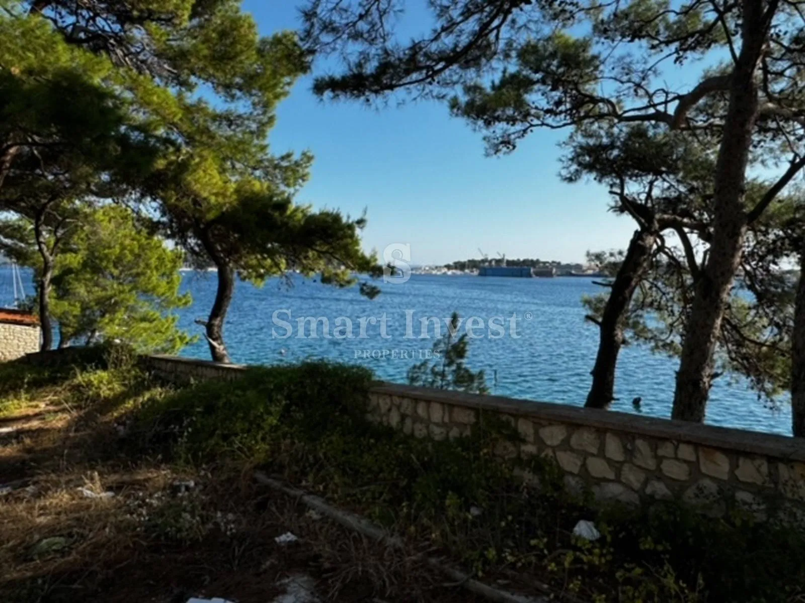 mali lošinj, zgrada i građevinsko zemljište prvi red uz more - slika 11
