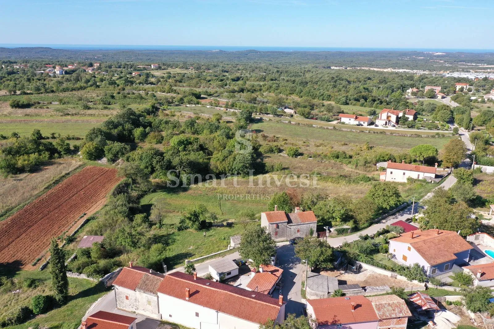kanfanar, starina na zemljištu od 6166 m2 - slika 31