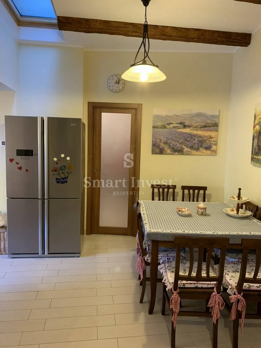 opatija, stan 2s+db, s terasom 45m2 i 3 parkirna mjesta - slika 11