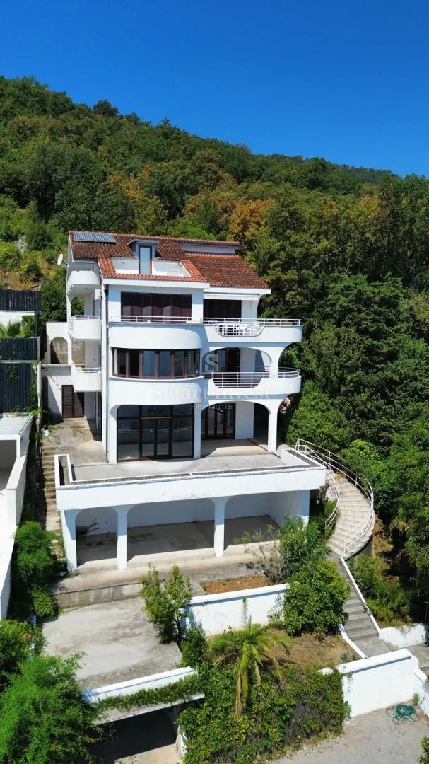 opatija, stan od 224 m2 u roh bau fazi + apartman 39 m2, s panoramskim pogledom na kvarner - slika 1