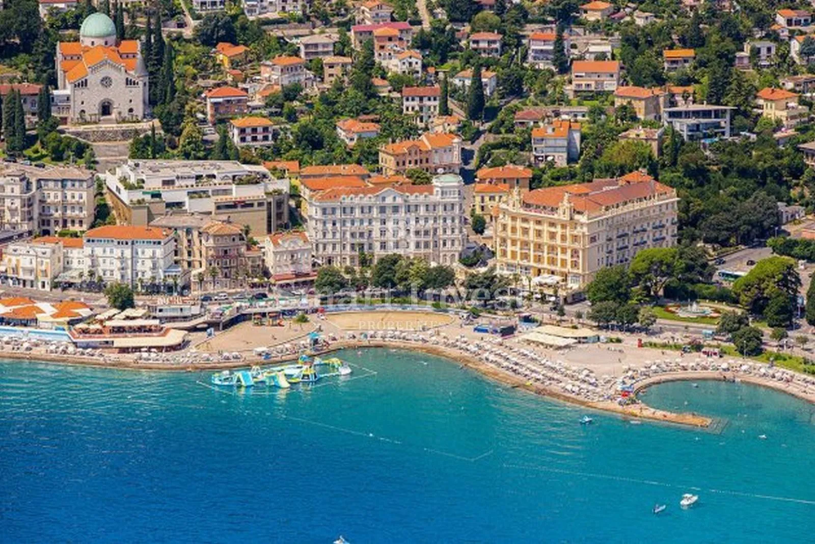 OPATIJA, prekrasan stan od 129 m2 sa vlastitom okućnicom