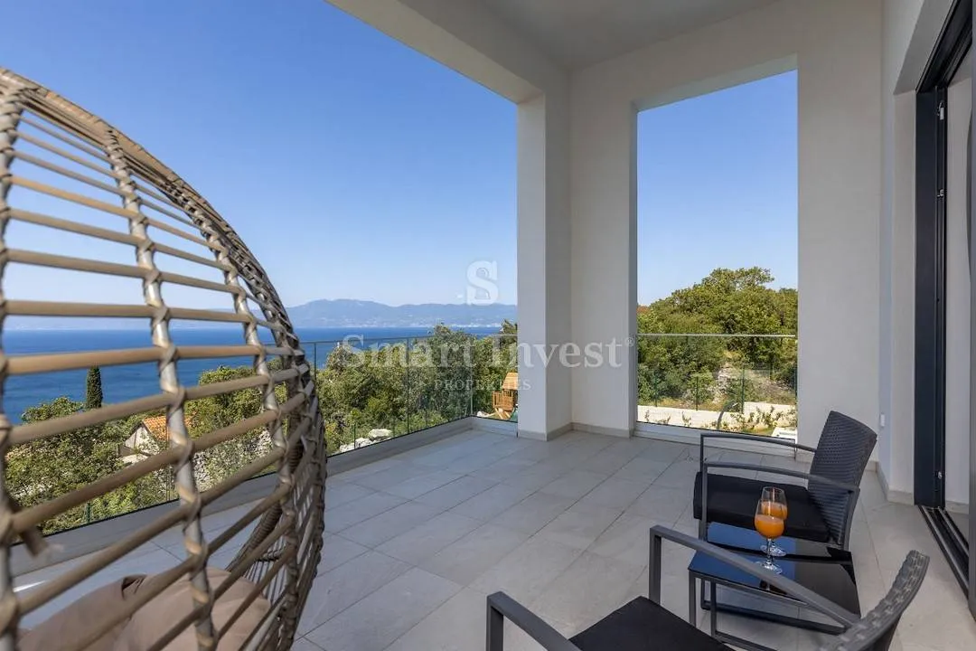 kostrena - predivna moderna vila s panoramskim pogledom - slika 44