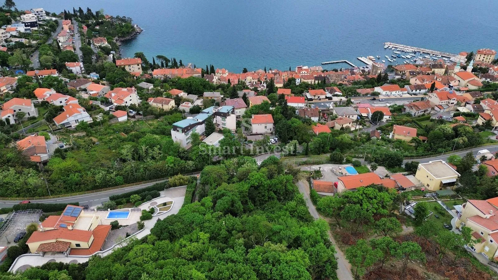 OPATIJA, građevinski teren od 600 m2 s pogledom na more