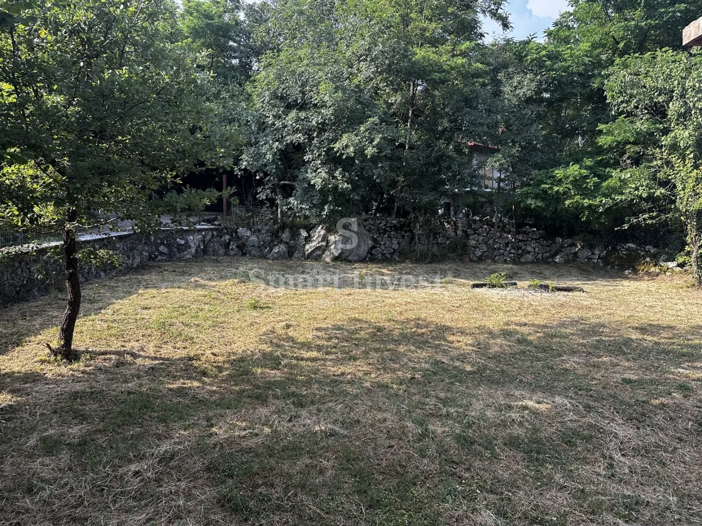 matulji - okolica, samostojeća kuća s okućnicom okružena zelenilom - slika 15
