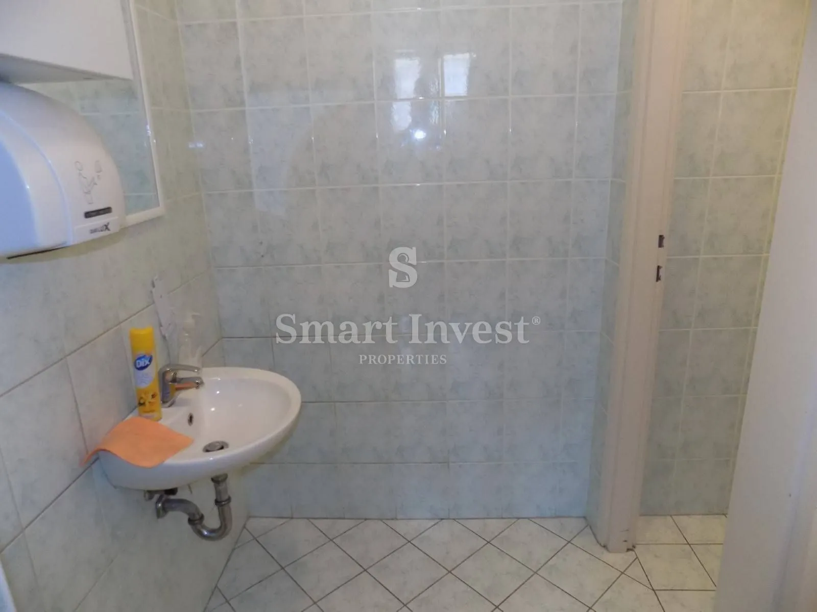 rijeka - podmurvice, poslovni prostor od 342 m2 - slika 11