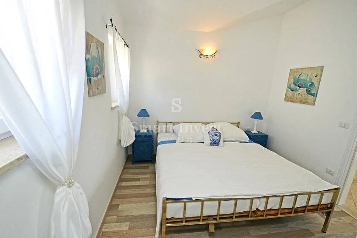 poreč, raskošna vila s bazenom i pogledom na more - slika 29