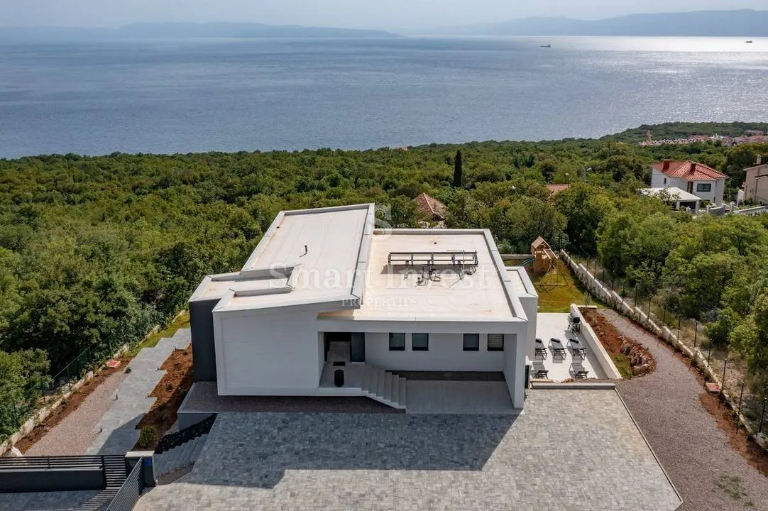 kostrena - predivna moderna vila s panoramskim pogledom - slika 35