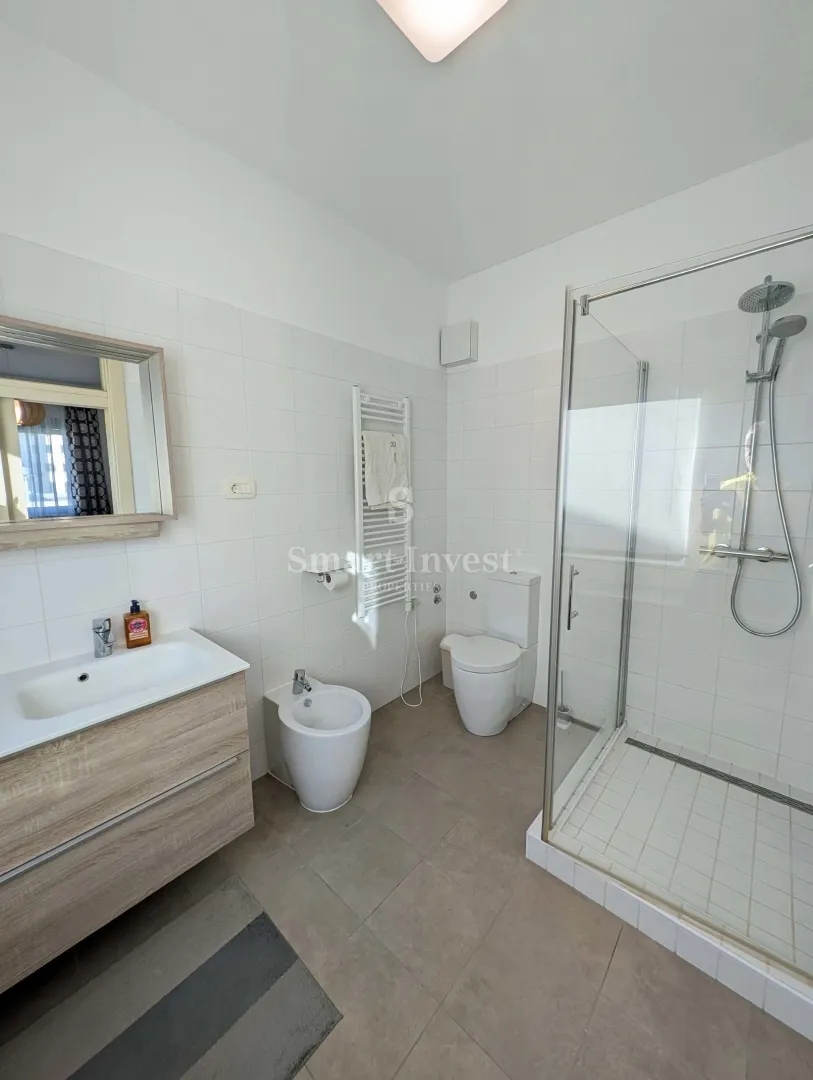 rijeka - centar, prostrani dvoetažni penthouse, mogućnost 2 stana - slika 11