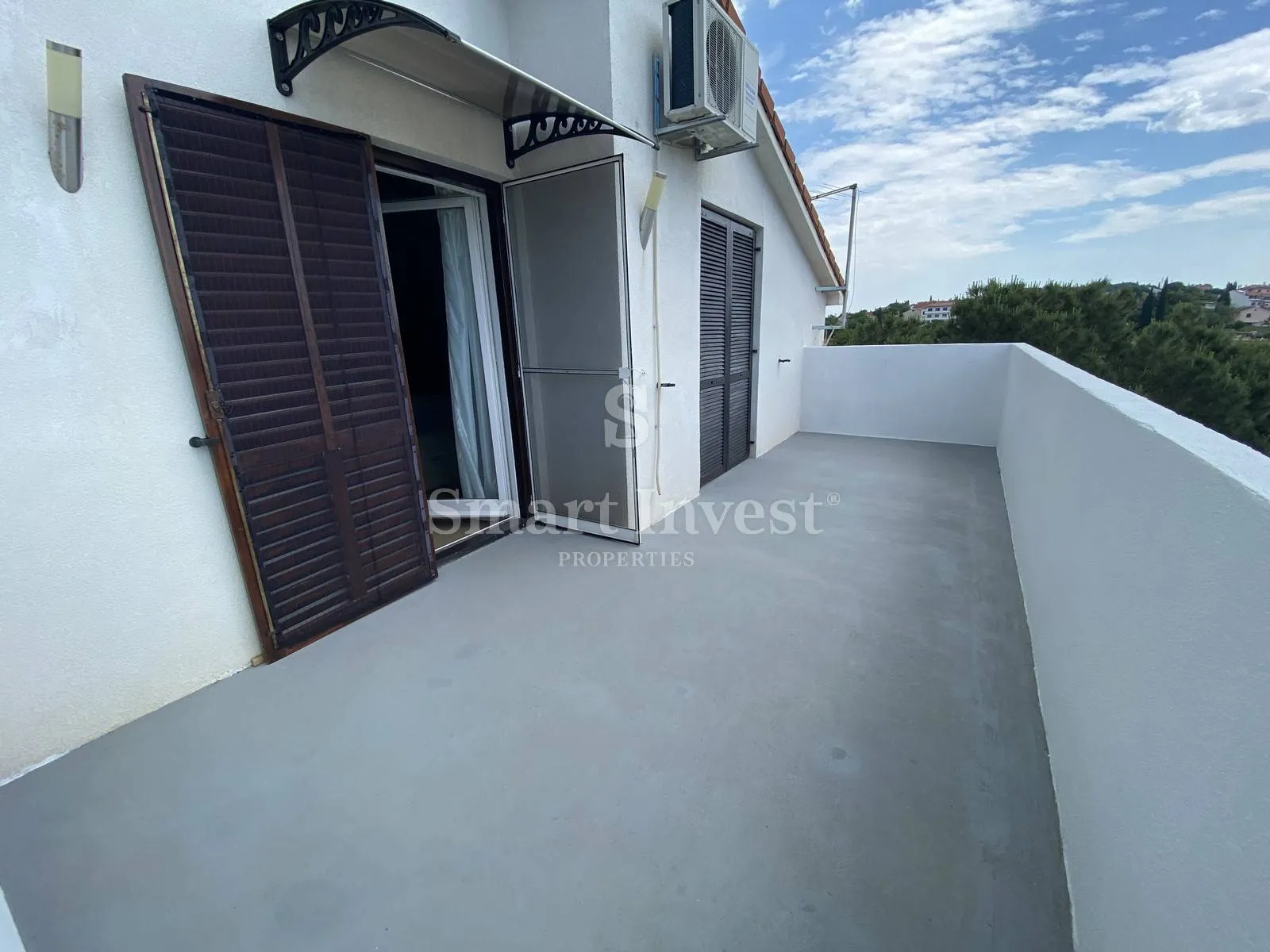 rovinj 7 km, pola kuće od 460 m2 - slika 33