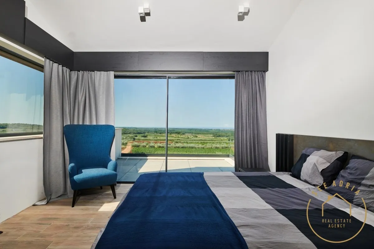 villa sa panoramskim pogledom na more i vinograde - slika 18