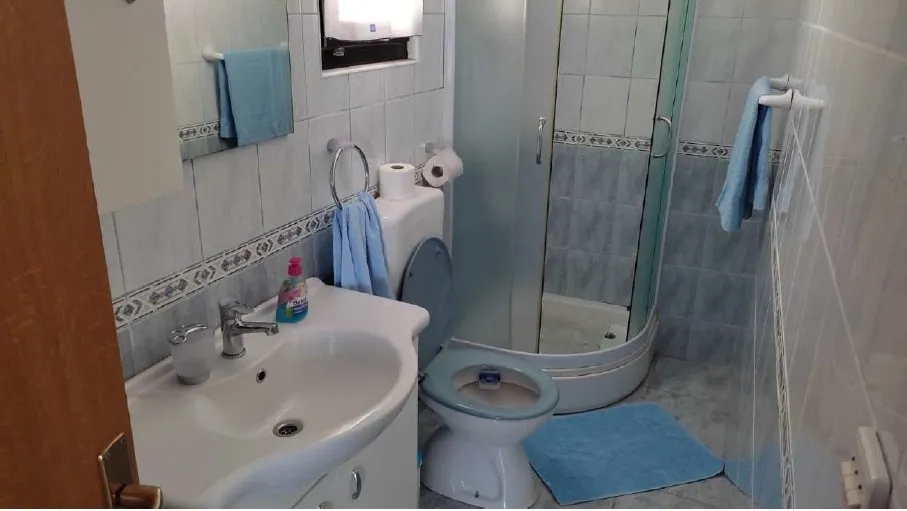 iznajmljivanje apartmana na moru - slika 8