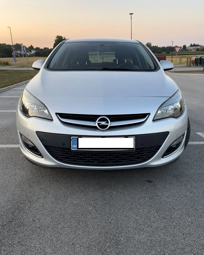 opel astra j 1.7 cdti ecoflex - slika 2