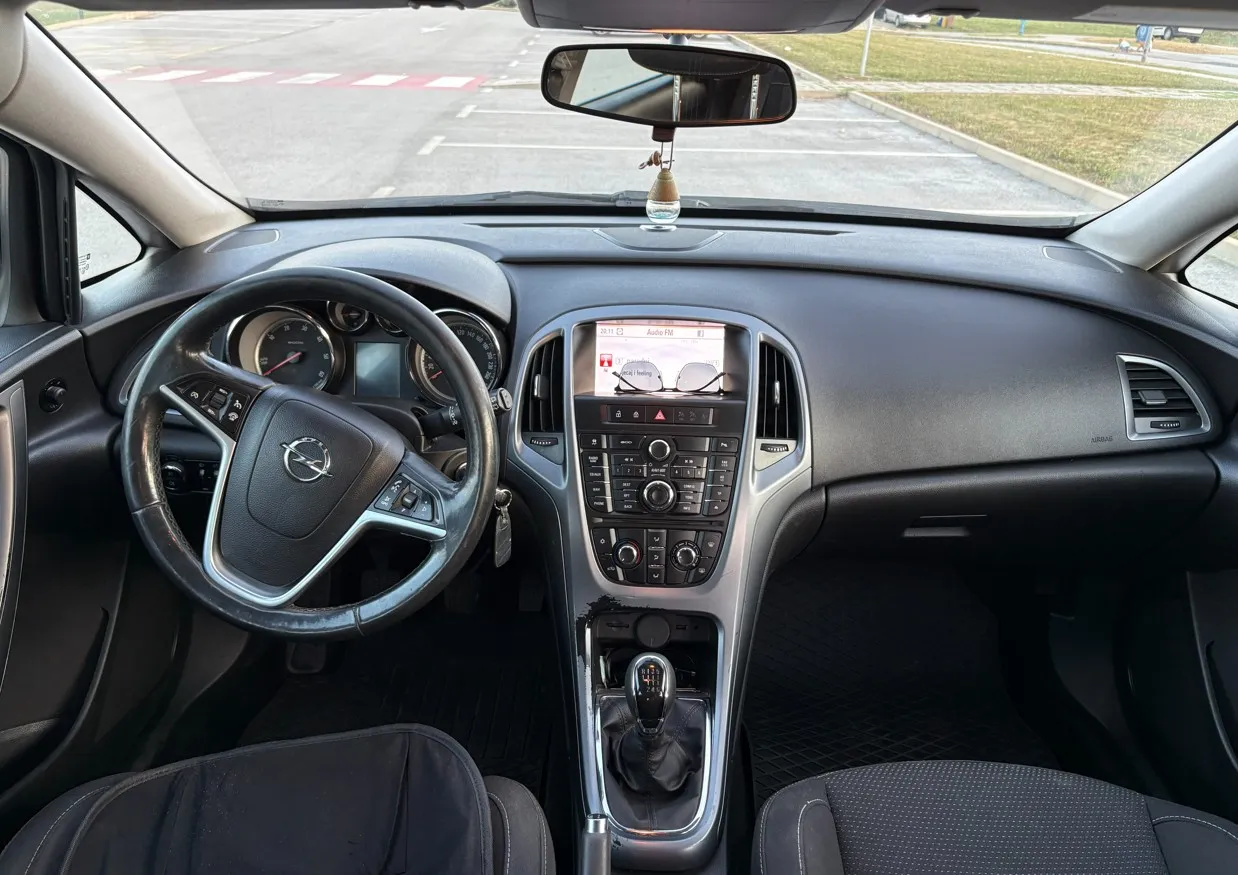 opel astra j 1.7 cdti ecoflex - slika 6