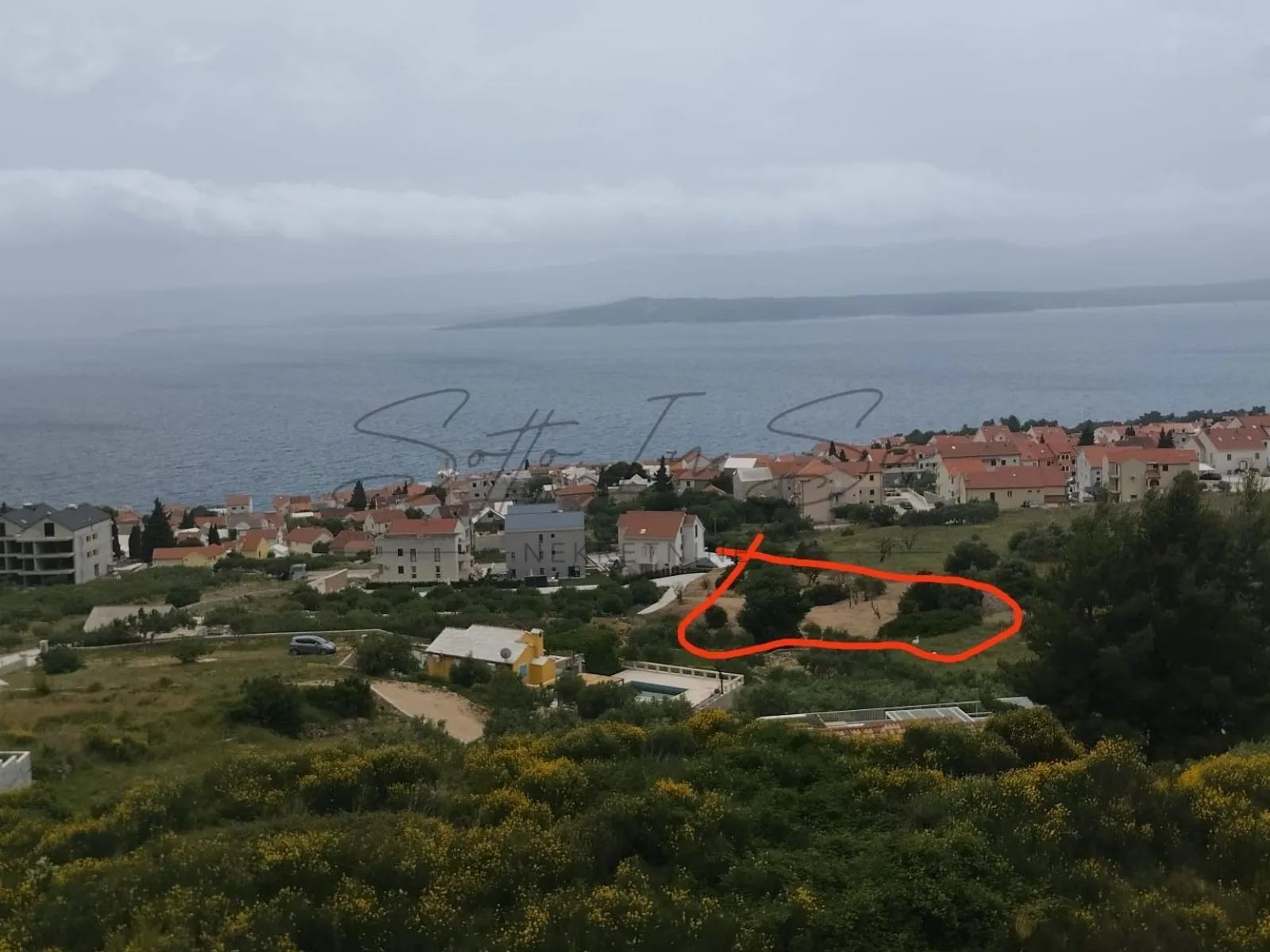 Obradivo zemljište-otok Brač-Bol - Bol, Bol