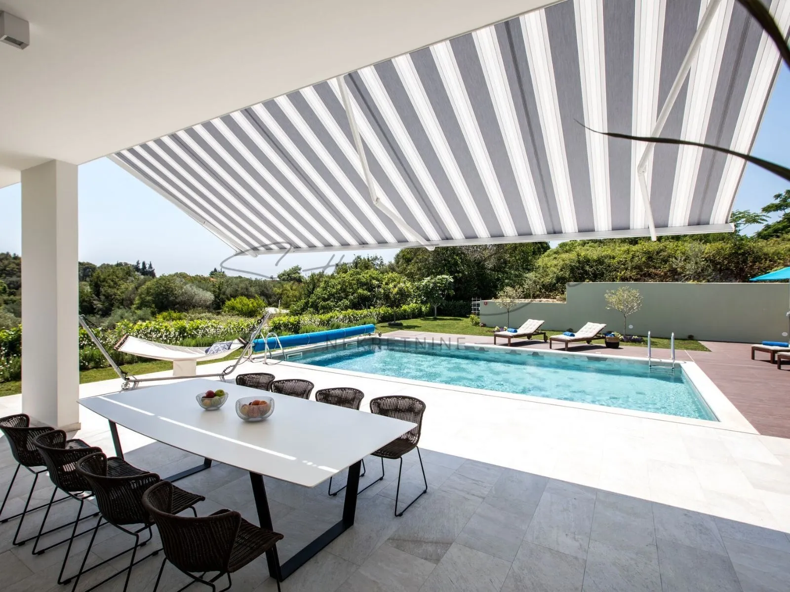 moderna vila- orašac - slika 7