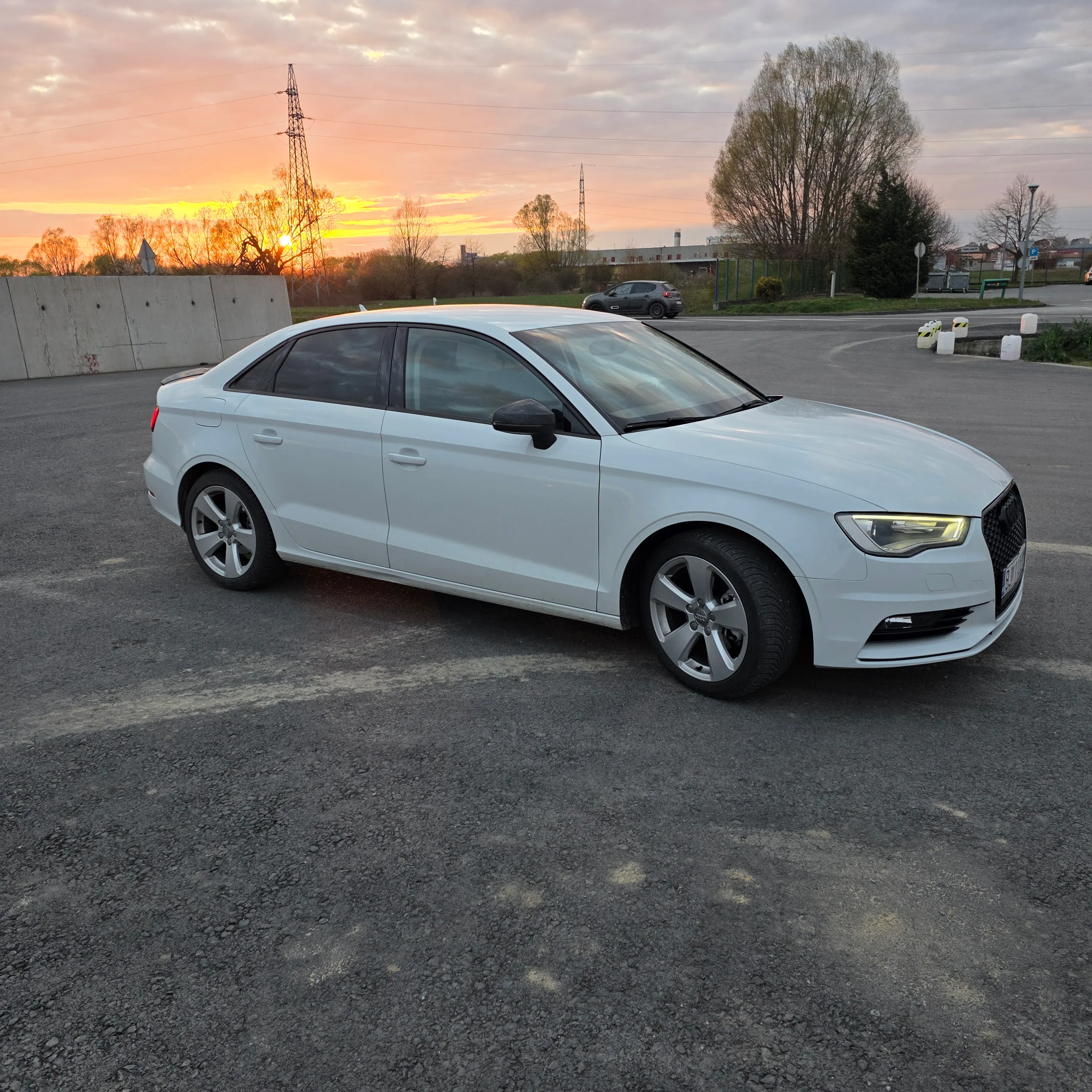 audi a3 2,0 tdi limuzina - slika 3