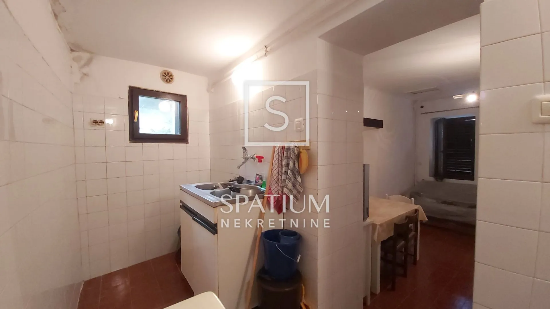 labin, kamena kuća na mirnoj lokaciji - slika 9