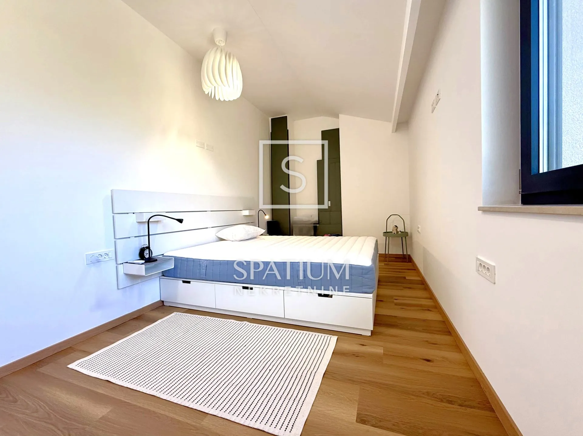 labin, samostojeća novogradnja s bazenom - slika 11