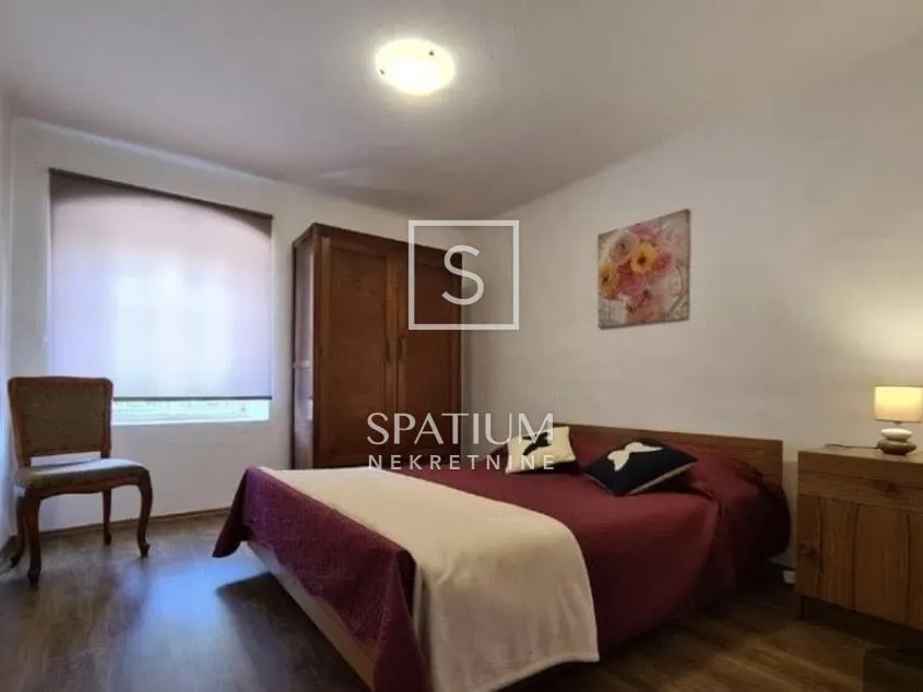 svetvinčenat, kuća sa dvorištem - slika 6