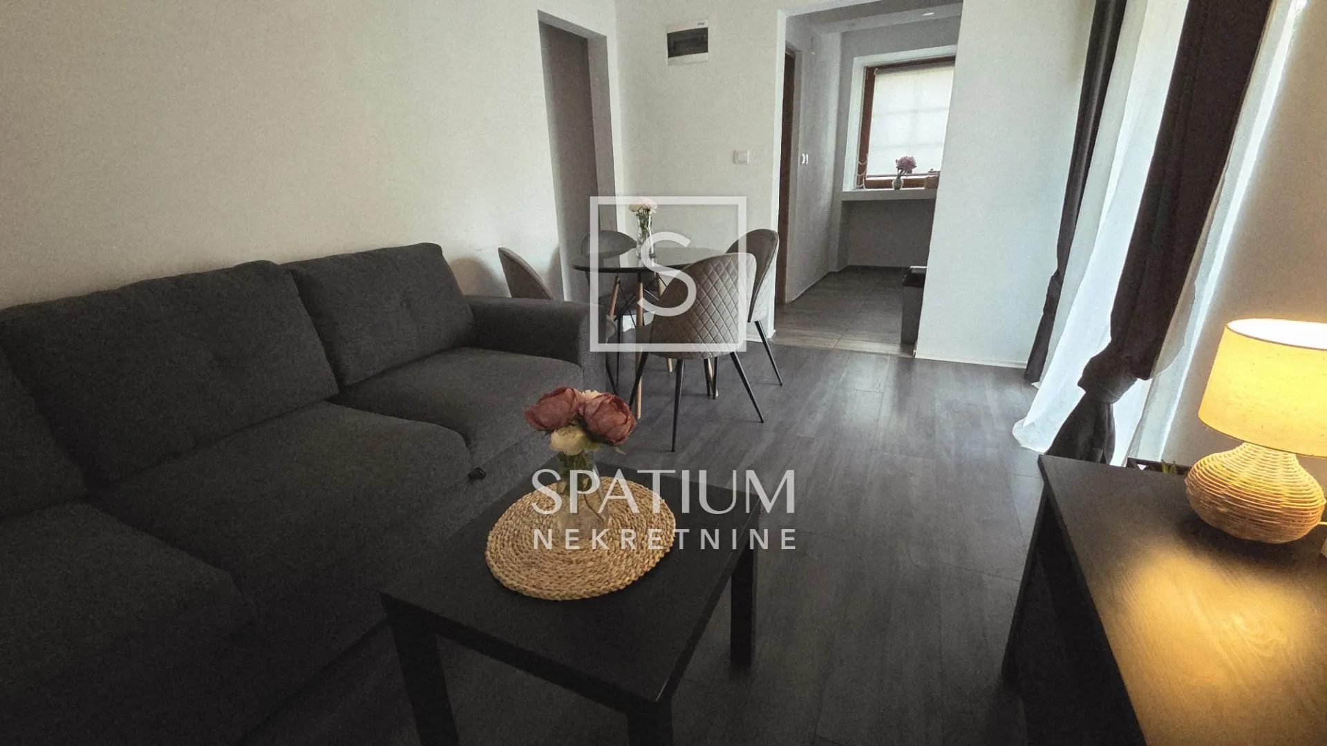 krnica, kamena kuća sa tri apartmana - slika 15