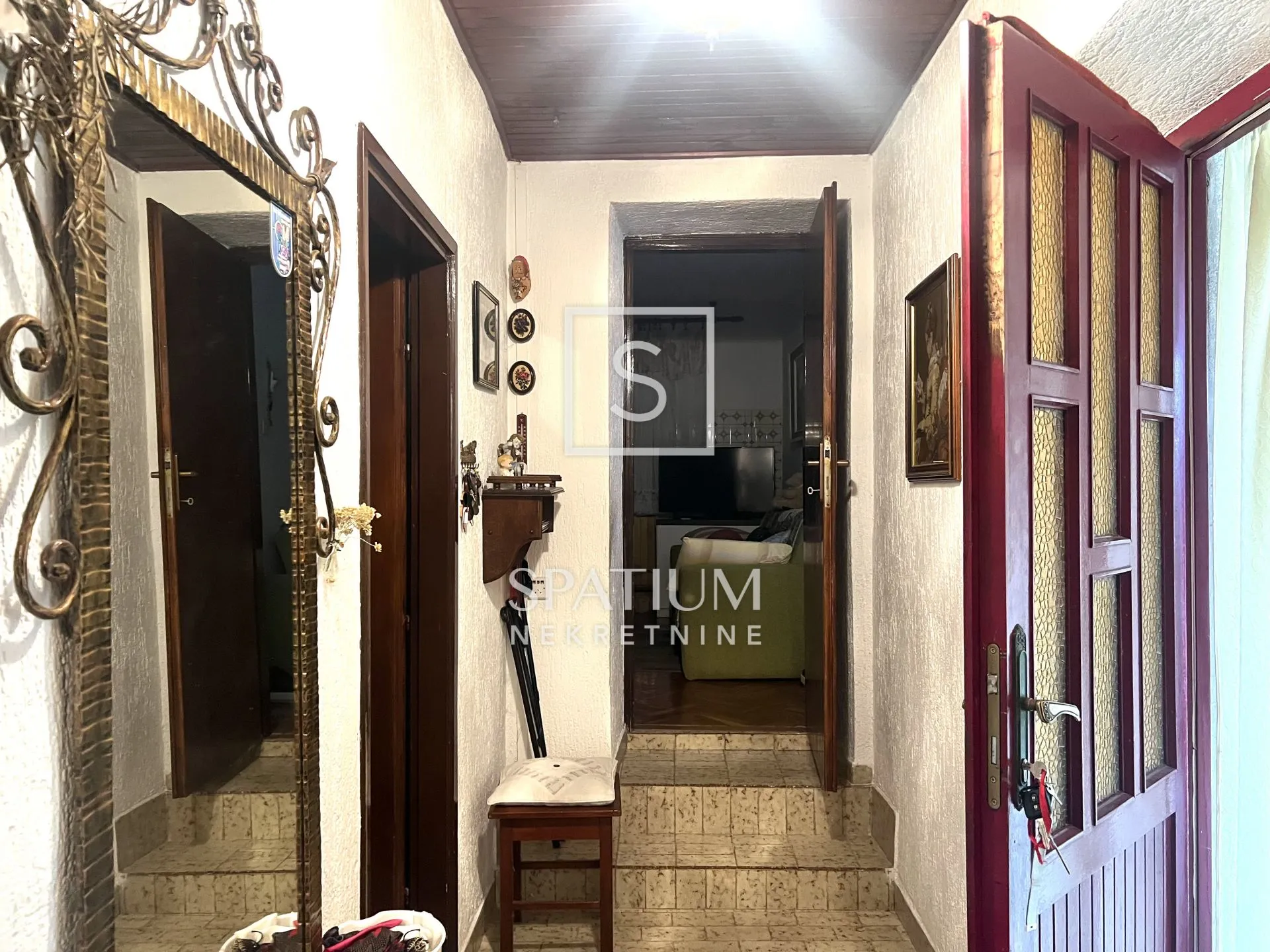 labin, kuća za renovaciju sa okućnicom na 5 min od centra grada - slika 9