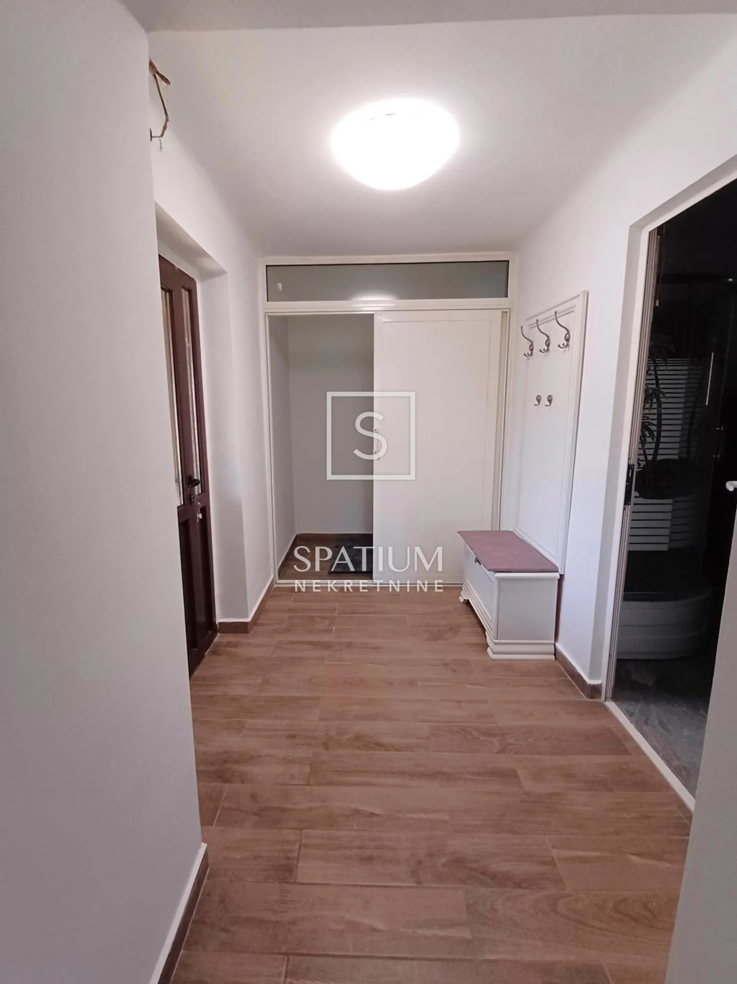 jelenje, dvojna kuća s okućnicom - slika 4