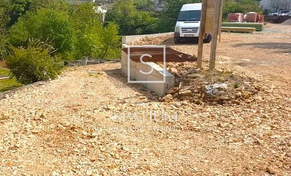 viškovo, građevinsko zemljište u blizini centra - slika 2