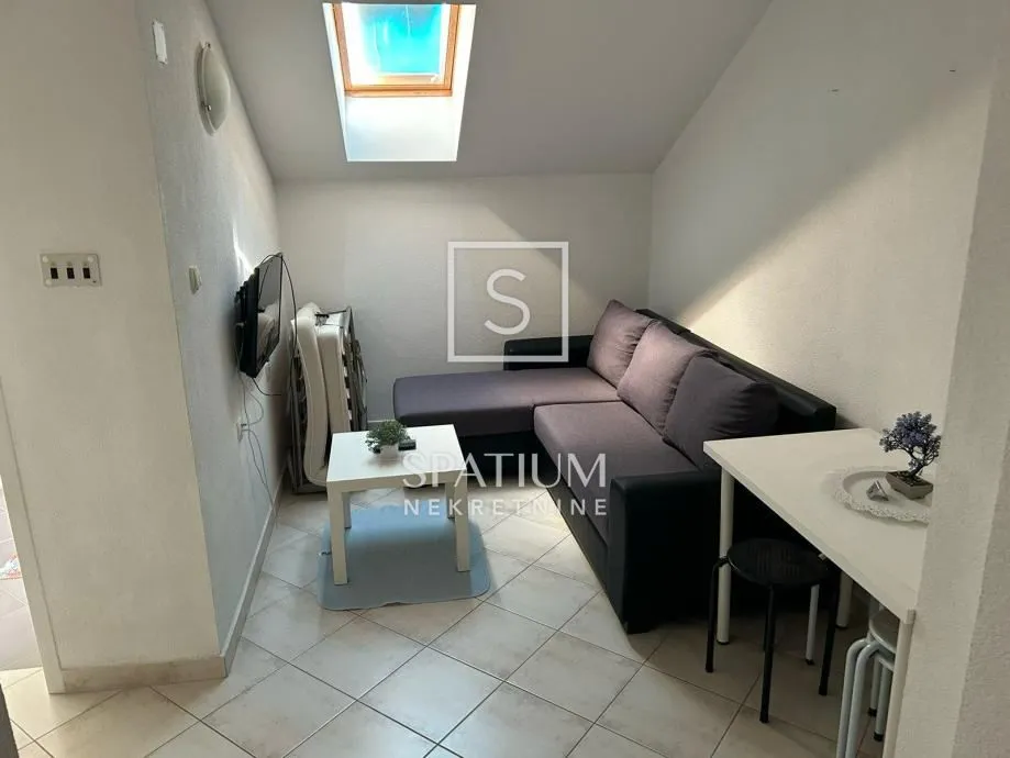 selce, kuća sa 4 apartmana blizu mora - slika 3