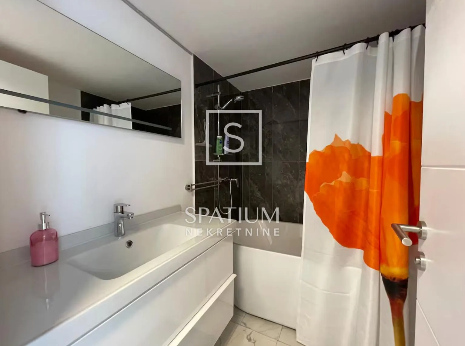 opatija, poslovni prostor u centru grada - slika 6