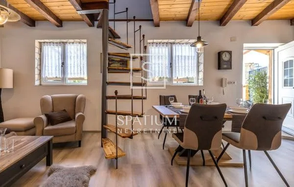 novi vinodolski, kuća s mini wellnessom - slika 7