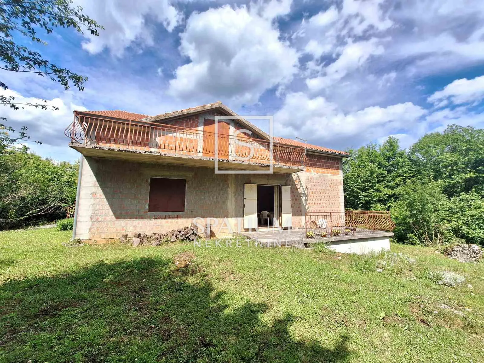 veprinac, kuća s lijepom okućnicom - slika 24