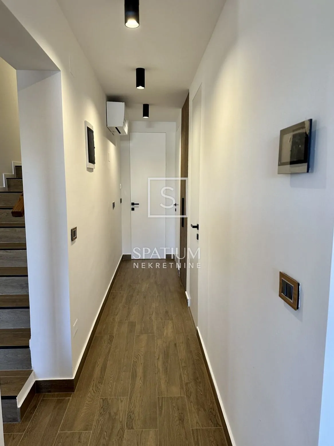 umag, stan u novogradnji 20m od mora - slika 8