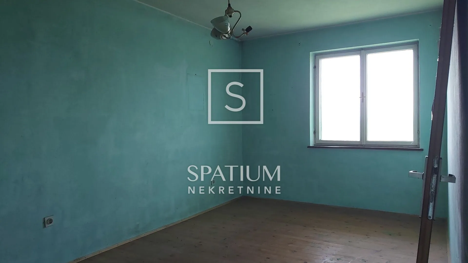 labin, kuća za adaptaciju na velikom građevinskom zemljištu - slika 7