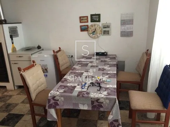 Novi Vinodolski, Kamena Kuća Prvi Red Do Mora