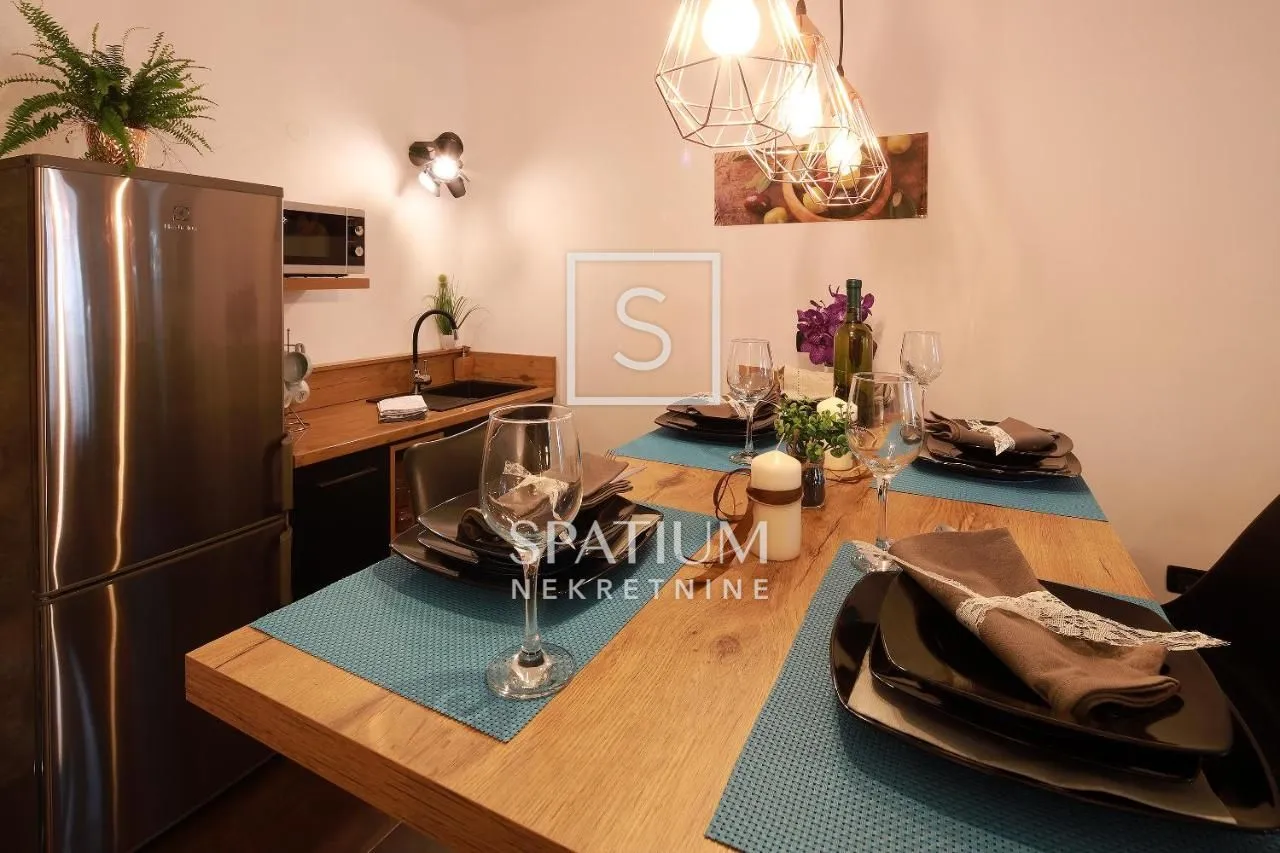 rijeka, centar, prodaja uhodanog poslovanja, 3 apartmana - slika 27